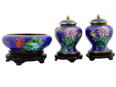 CHINESE CLOISONNE BOWL AND VASES SET WITH STANDS