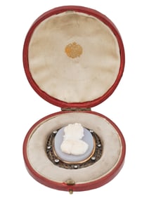 RUSSIAN 14K GOLD CAMEO BROOCH WITH DIAMONDS IOB