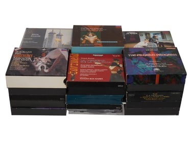 COLLECTION OF 53 VINTAGE CLASSICAL OPERA CD RECORDINGS