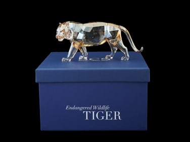 SWAROVSKI CRYSTAL WILDLIFE TIGER FIGURINE IOB COA