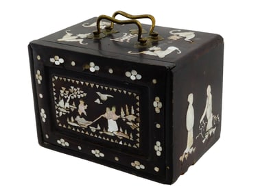 ANTIQUE CHINESE MAHJONG GAME SET IN HARDWOOD CASE