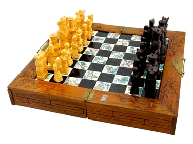 ANTIQUE CHINESE HAND CARVED AND PAINTED CHESS SET