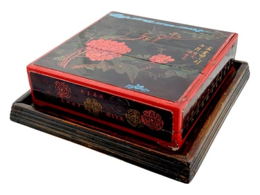 CHINESE WOODEN HAND PAINTED LACQUERED BOX