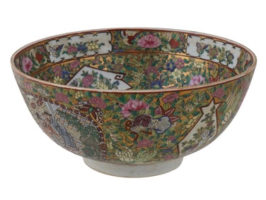 VINTAGE CHINESE PORCELAIN BOWL FAMILLE ROSE PALETTE