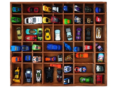 COLLECTION OF VARIOUS VINTAGE MINIATURE TOY CARS