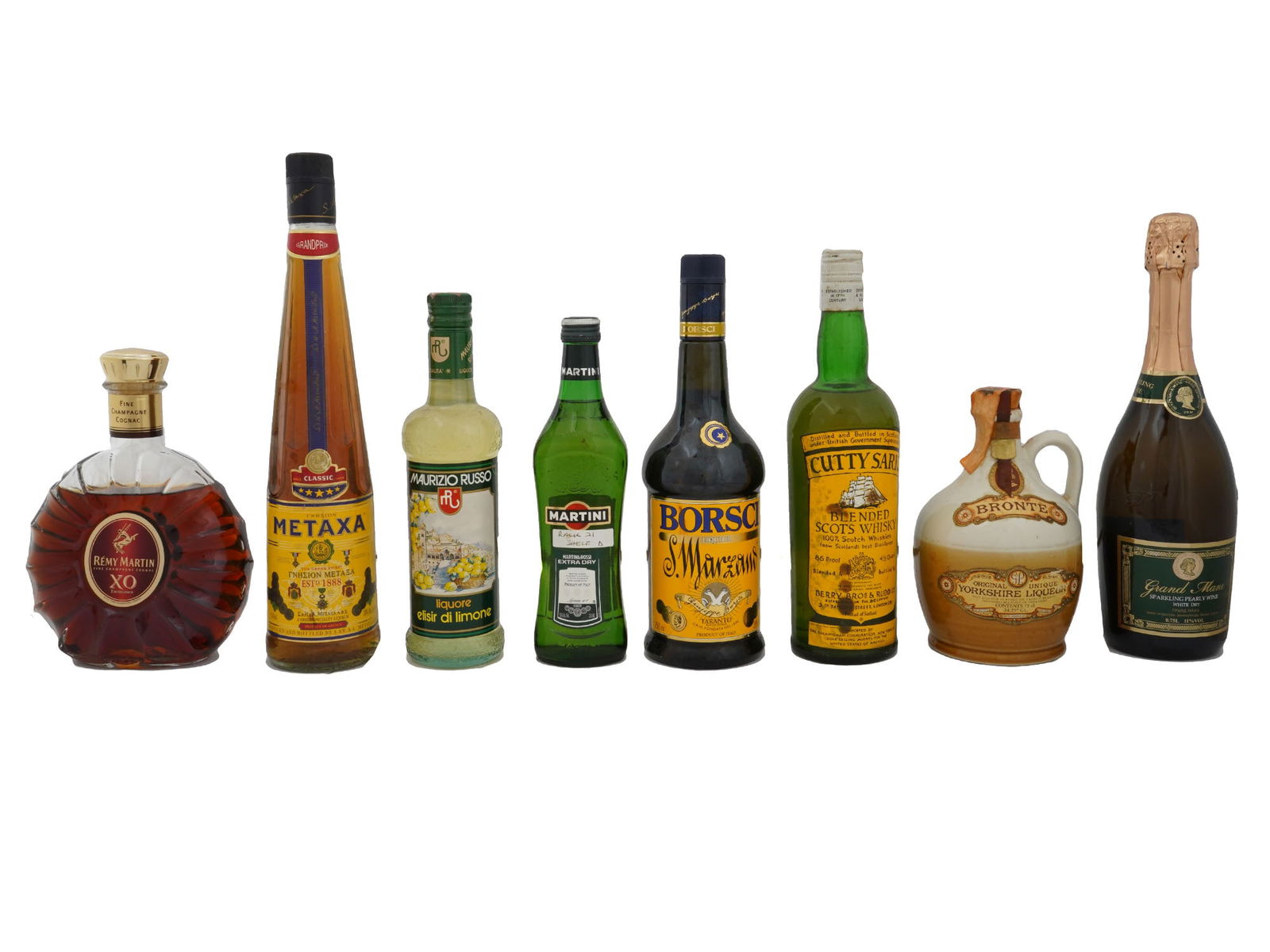 SEALED ALCOHOL BOTTLES COGNAC WHISKEY LIQUEUR WINE: A lot of vintage sealed alcohol bottles. A total of 7 items. The lot contains Remy Martin XO Cognac, Metaxa 5 Stars Brandy, Maurizio Russo Liquore, Martini Extra Dry Vermouth, Borski Elisir S. Marzano