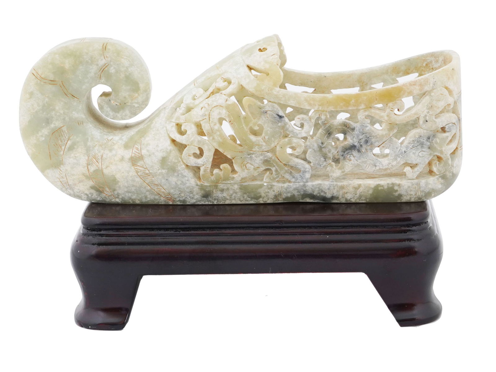 ASIAN ORIENTAL MANNER CARVED JADE SHOE FIGURAL AMULET (1 of 7)