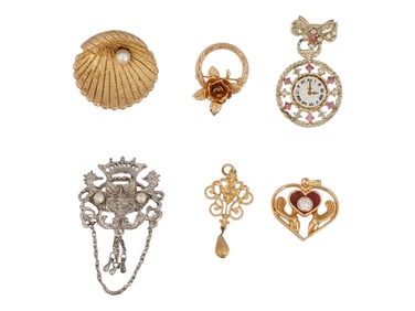 COLLECTION OF VINTAGE BROOCHES WITH VARIOUS DESIGNS