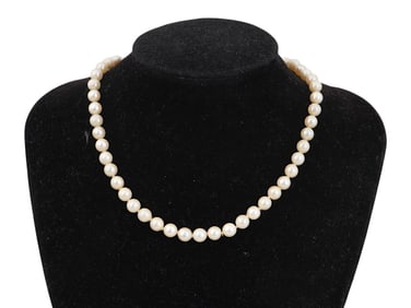 VINTAGE FRESHWATER PEARL NECKLACE