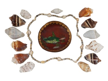 NAUTICAL SEASHELL COLLECTION NECKLACE AND LEATHER PLATE