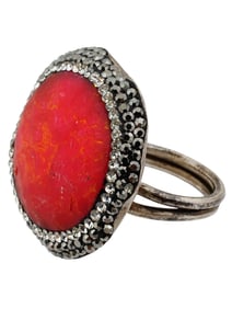 VINTAGE 925 STERLING SILVER RING WITH A RED STONE