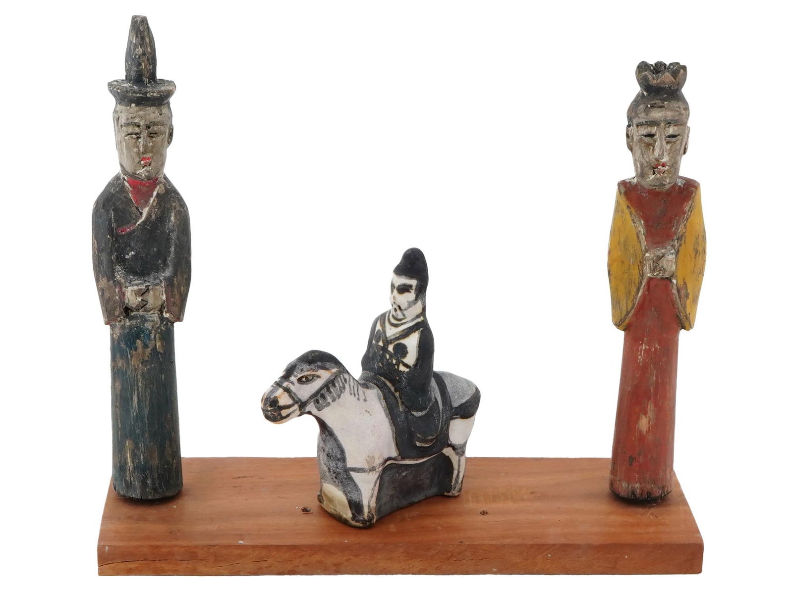 ANTIQUE KOREAN WOODEN KOKDU AND PORCELAIN FIGURES (1 of 5)
