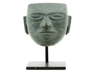 ANCIENT PRE COLUMBIAN OLMEC CARVED GREEN STONE MASK