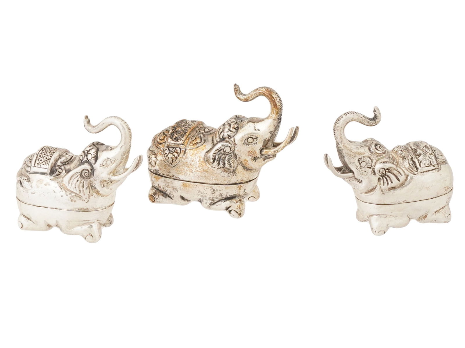 CAMBODIAN SILVER BETEL ELEPHANT NUT HOLDERS (1 of 10)