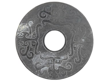 CHINESE NEOLITHIC MANNER CARVED DARK JADE BI DISC