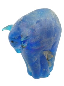 ANCIENT ROMAN BLUE GLASS SCULPTURE OF A BULL