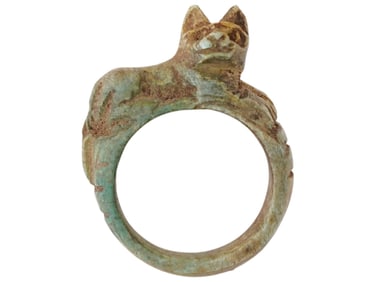ANCIENT EGYPTIAN PHARAONIC RING WITH AN IMAGE OF BASTET