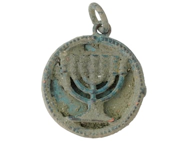 ANCIENT JUDAICA HOLY LAND BRONZE MENORAH PENDANT 100 AD