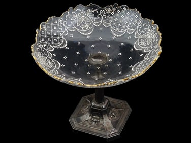 VINTAGE SILVER PLATED AND CRYSTAL CENTERPIECE