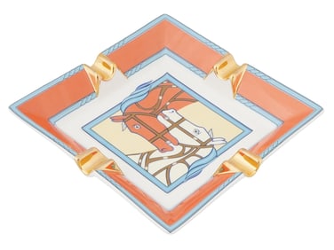 FRENCH HERMES PORCELAIN ASHTRAY QUADRIGE HORSE PRINT