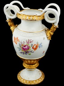 ANTIQUE 19 C MEISSEN PORCELAIN SNAKE HANDLE VASE