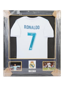 CRISTIANO RONALDO SIGNED REAL MADRID JERSEY W COA