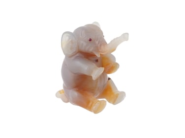 RUSSIAN HONEY AGATE RUBY GOLD ELEPHANT FIGURINE