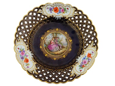 ANTIQUE MEISSEN PORCELAIN PIERCED SERVING PLATE