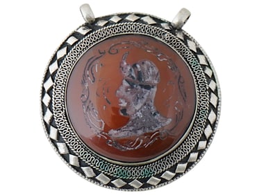 ANCIENT PERSIAN CARVED CARNELIAN SILVER PENDANT