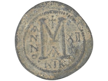 ANCIENT BYZANTINE BRONZE COIN 800 TO 1000 AD