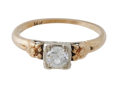 VINTAGE 14K GOLD DIAMOND WEDDING RING