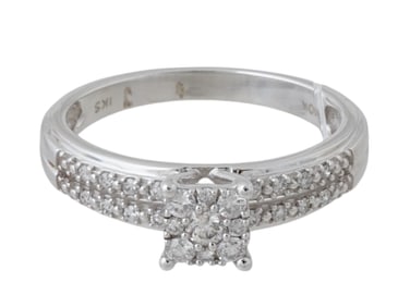 VINTAGE 10K WHITE GOLD DIAMOND RING