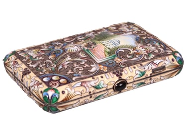 A RUSSIAN SILVER AND ENAMEL CIGARETTE CASE