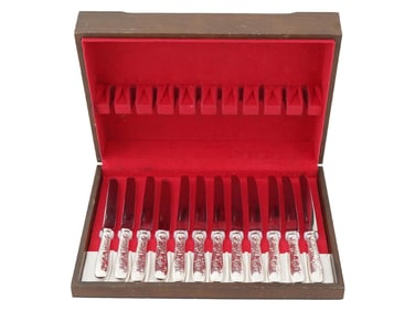 SET OF TIFFANY SILVER KNIVES IN AUDUBON PATTERN