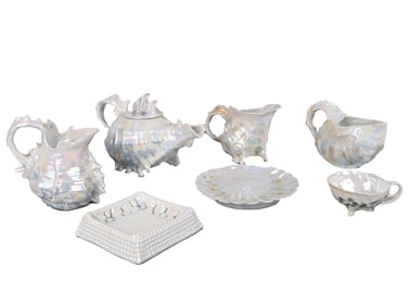 ANTIQUE GERMAN PORCELAIN ROYAL BAYREUTH SHELL SET