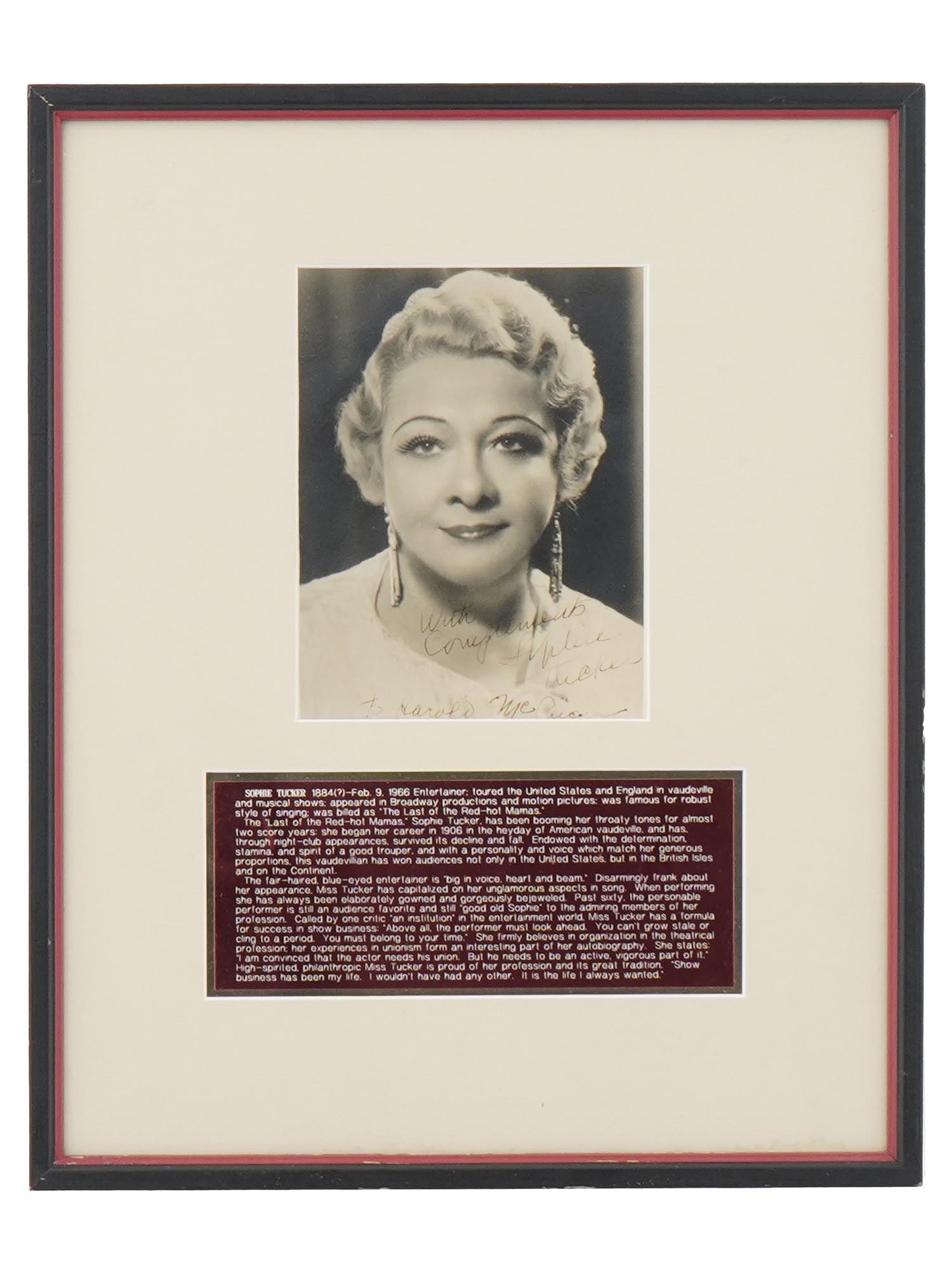 SOPHIE TUCKER AMERICAN SINGER ACTRESS BW PHOTO SIGNED (1 of 4)