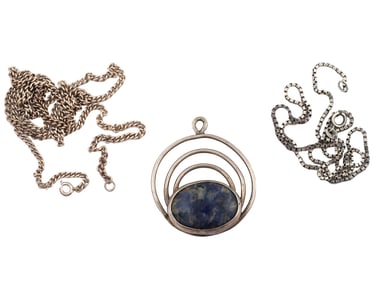 STERLING SILVER CHAINS AND LAPIS LAZULI PENDANT