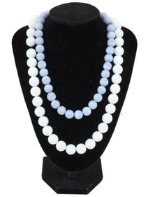 LOT OF TWO STRINGS OF AGATE BEADS FOR JEWELRY