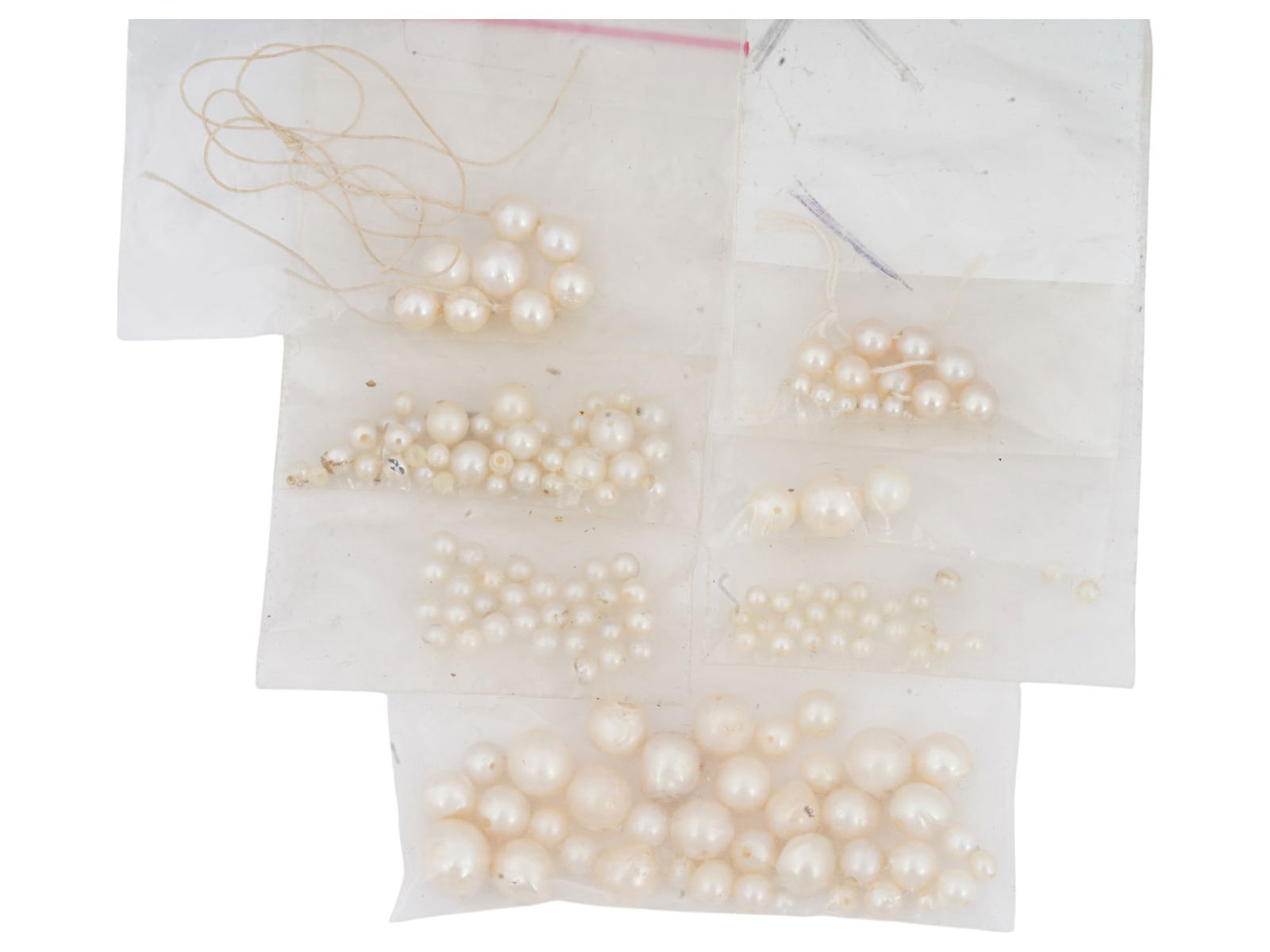 MOTHER OF PEARL BEADS OF VARIOUS SIZES FOR JEWELRY (1 of 2)