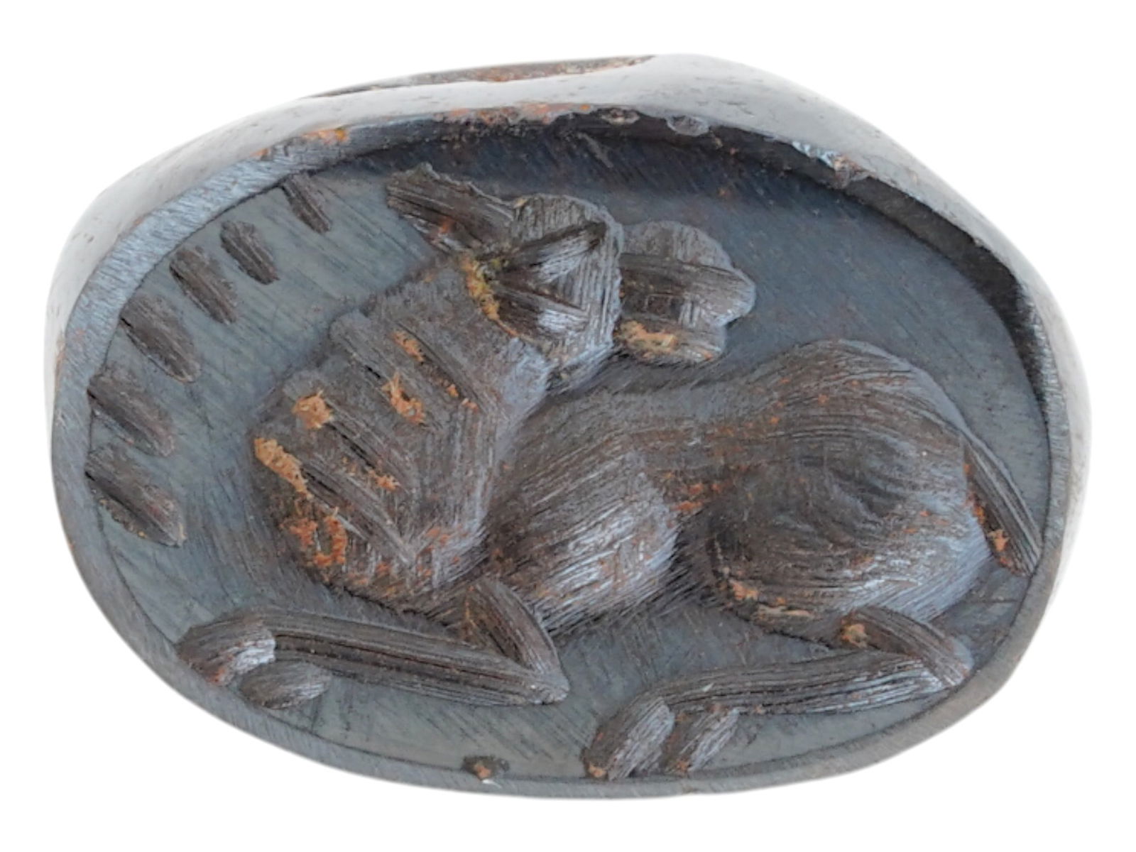 ANCIENT SASANIAN CARVED HEMATITE STONE INTAGLIO BEAD: A large ancient Persian Sasanian Empire hand carved hematite stone intaglio bead seal. Circa 600 to 651 A.D. The intaglio depicts an image of an animal, apparently a deer, on the bottom. Through holes