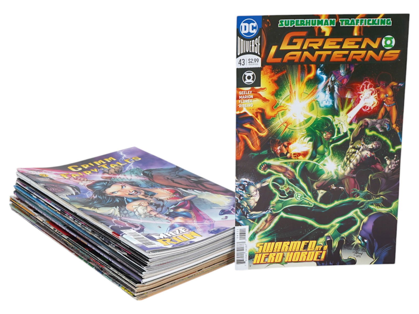 LARGE COLLECTION OF AMERICAN ILLUSTRATED COMIC BOOKS (1 of 3)