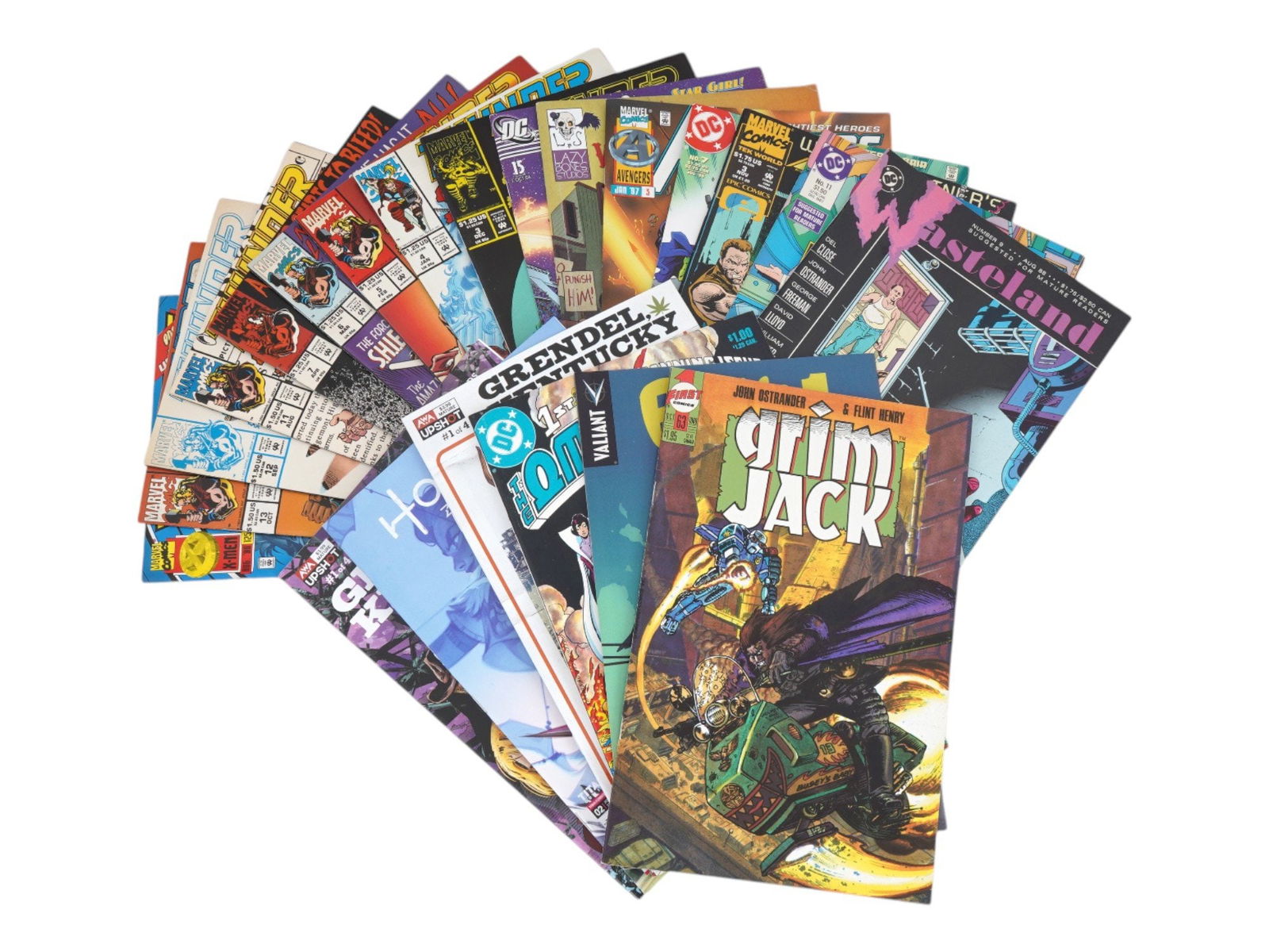 LARGE COLLECTION OF AMERICAN ILLUSTRATED COMIC BOOKS (1 of 3)