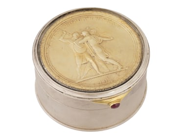 IMPERIAL RUSSIAN 88 SILVER RUBY BOX W RELIEF IMAGE