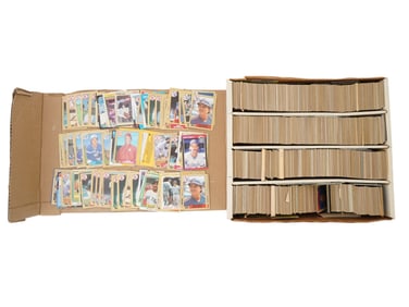 COLLECTION OF ASSORTED BASEBALL SPORTS CARDS 1980S