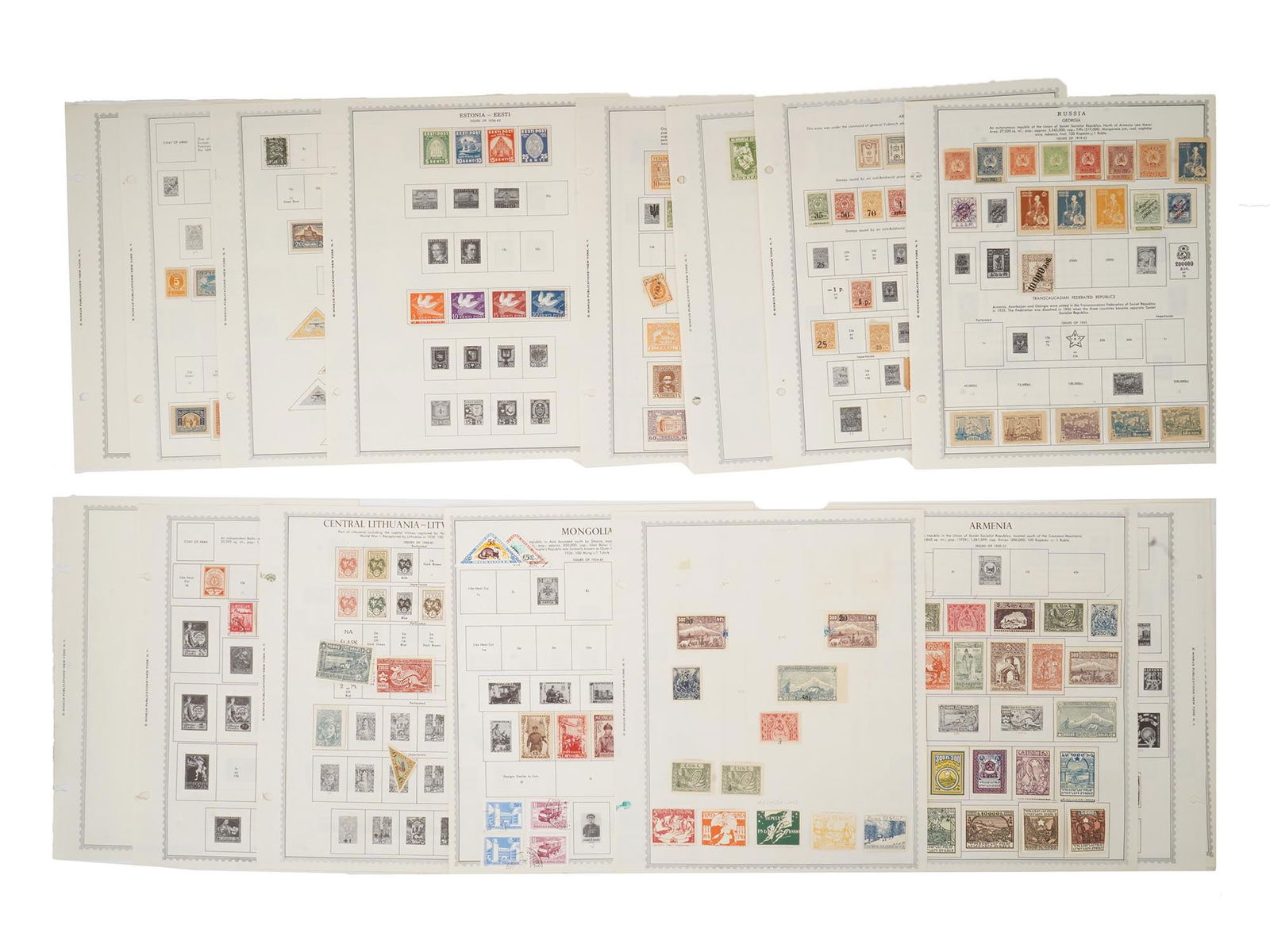 COLLECTION OF RUSSIAN CIVIL WAR AND 1920S REPUBLICS STAMPS (1 of 9)