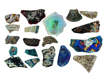 COLLECTION OF VARIOUS ANCIENT ROMAN GLASS FRAGMENTS