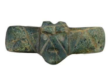 ANCIENT PRE COLUMBIAN HAND CARVED JADE ARTIFACT