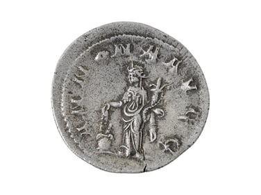 ANCIENT ROMAN SILVER COIN DOUBLE DENARIUS 200 BC
