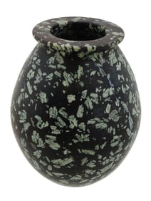 ANCIENT EGYPTIAN HAND CARVED GRANITE STONE VASE