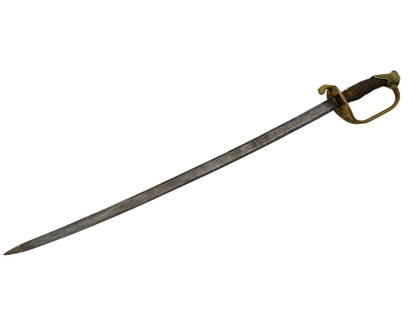 ANTIQUE FRENCH PRIVATE PURCHASE INFANTRY OFFICERS SWORD: An antique French Private Purchase infantry officers sword. Curved, tipped, single-and short false-edged blade. Brass hilt with guard partially pierced with floral motifs. Short cap with laurel fronds